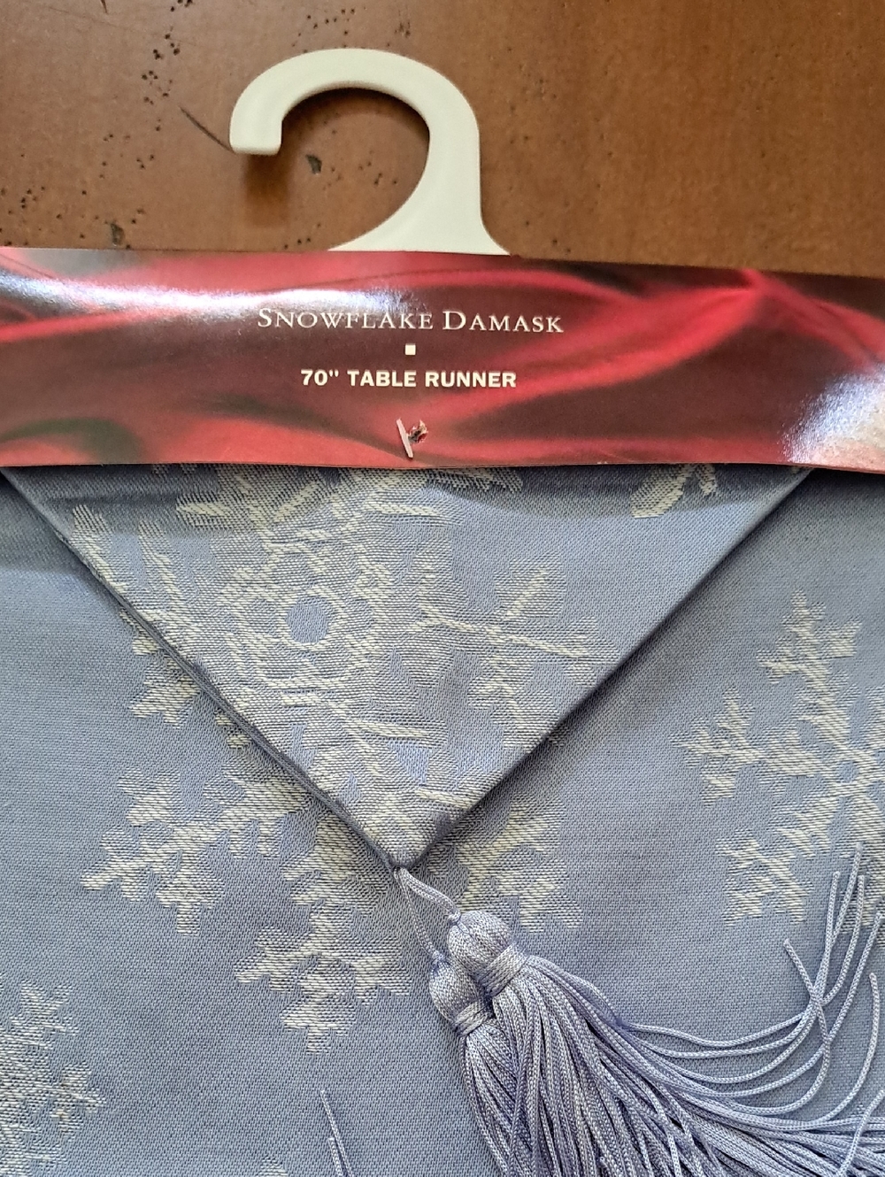 Snowflake Damask 70" Table Runner